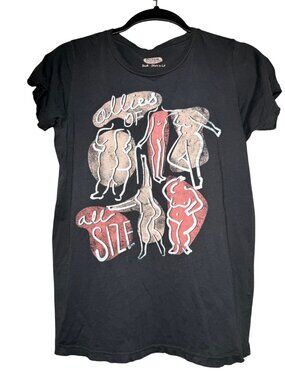 DAZEY LA Allies of All Size Graphic T-shirt Small